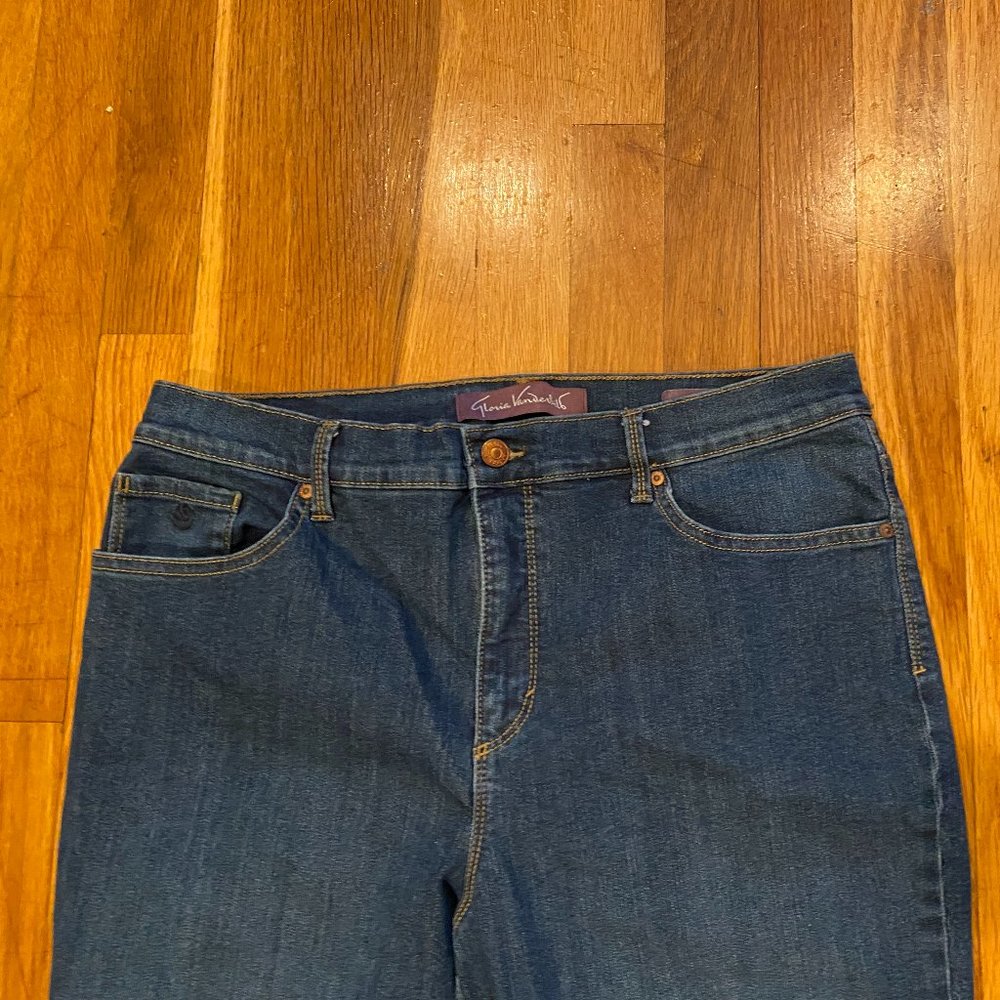 Gloria Vanderbilt AMANDA Blue Jeans Size 14S - Picture 3 of 6
